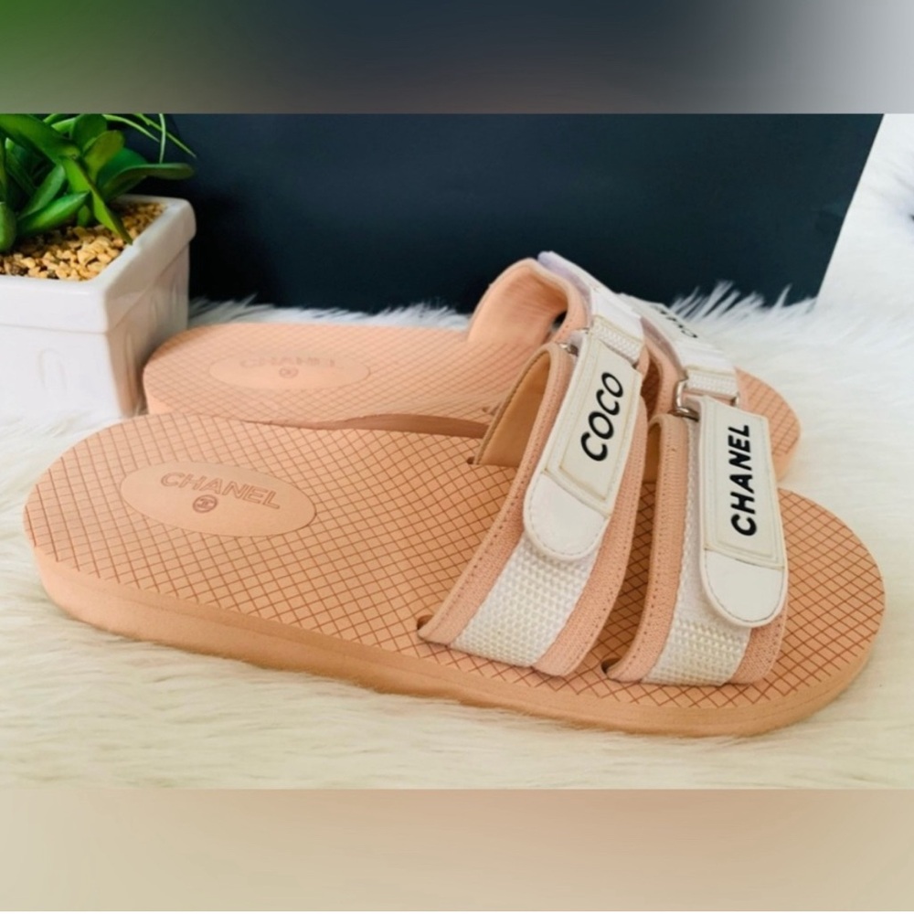 Chanel Sandals - Picture 3 of 7